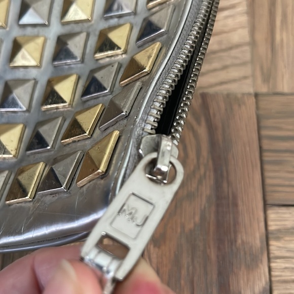 Marc by Marc Jacobs silver studded purse handbag evening - Picture 8 of 8